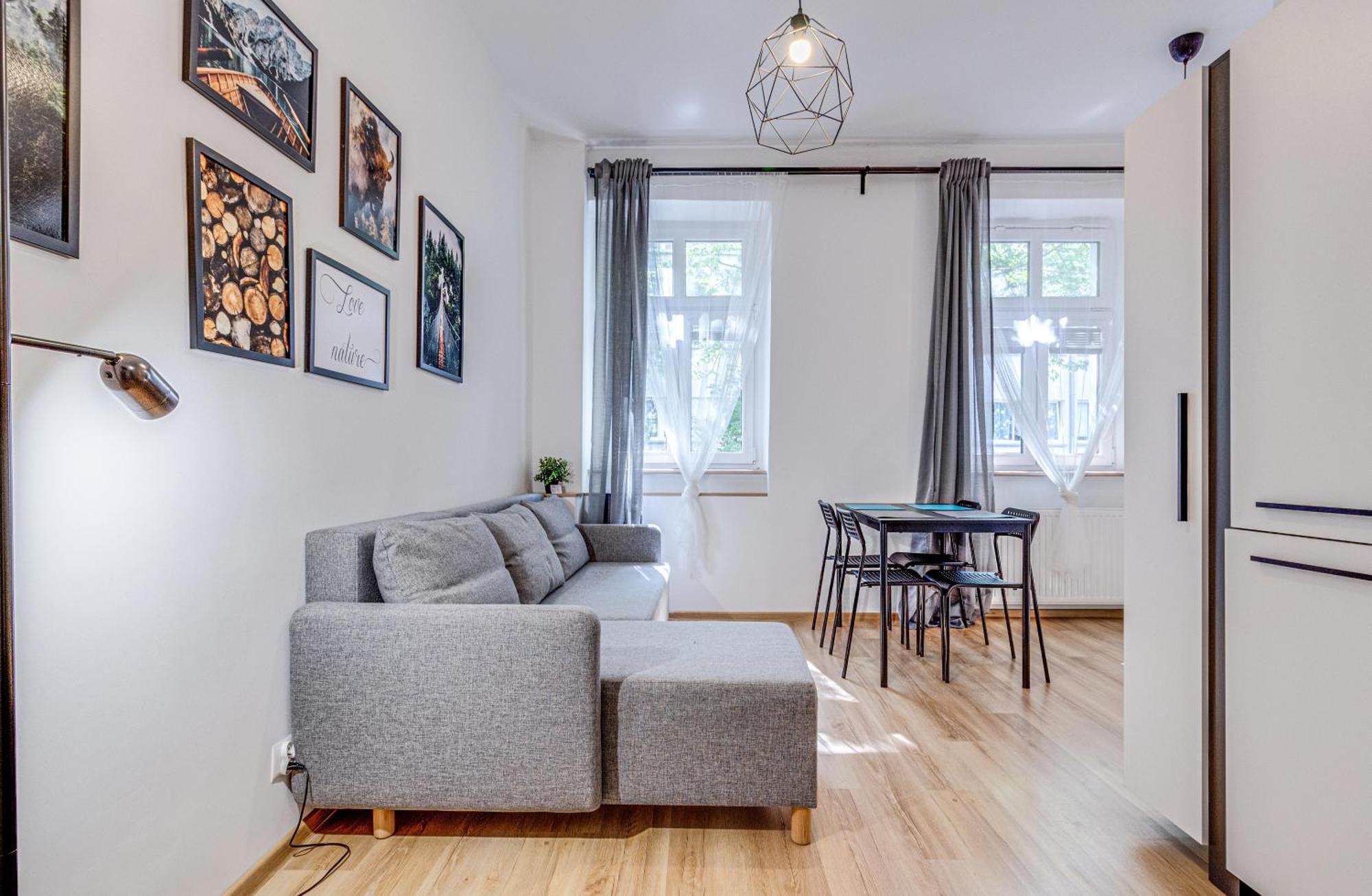 Rentplanet - Studio Nadodrze Wroclaw Luaran gambar